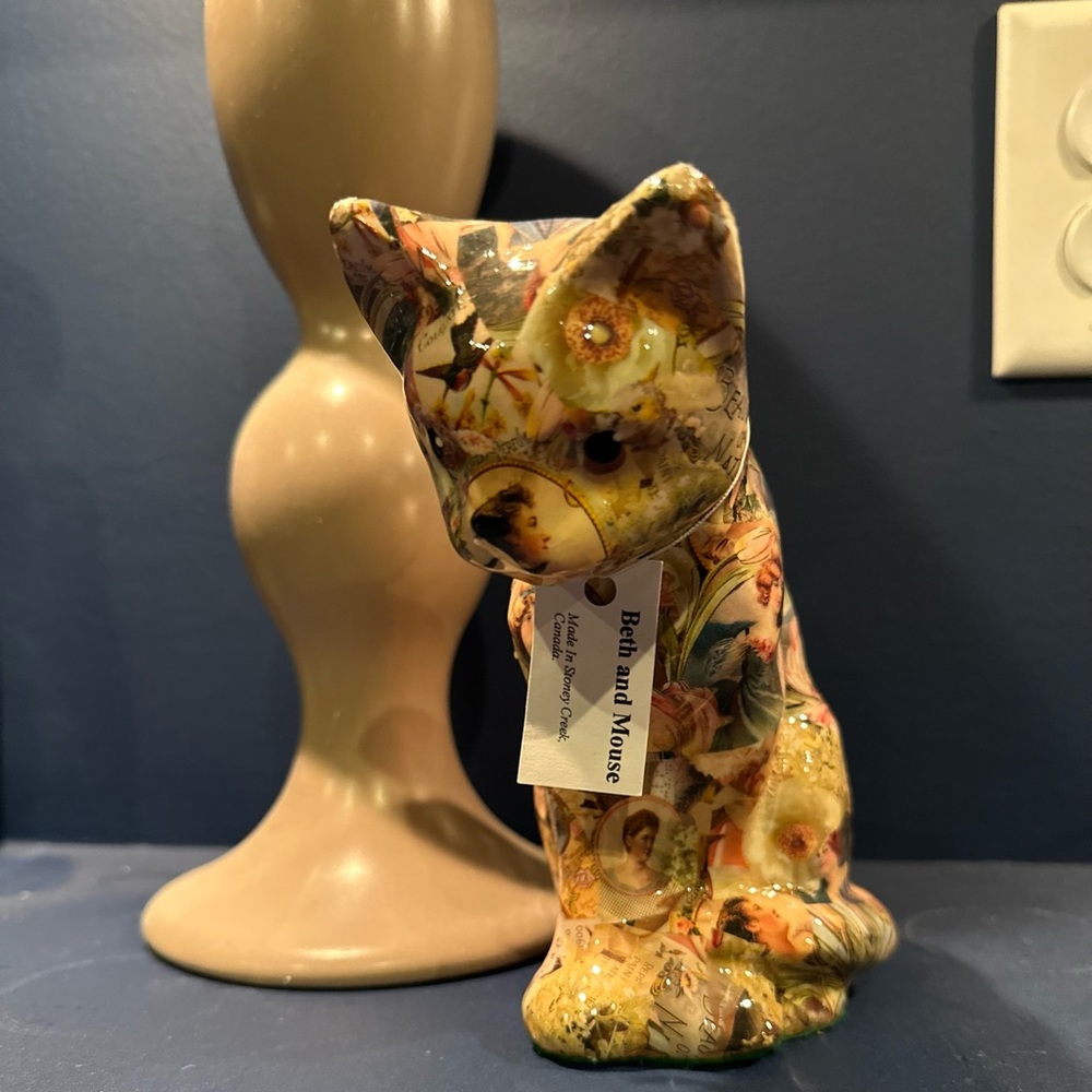 Vintage Linda Edgington Decoupage Cat